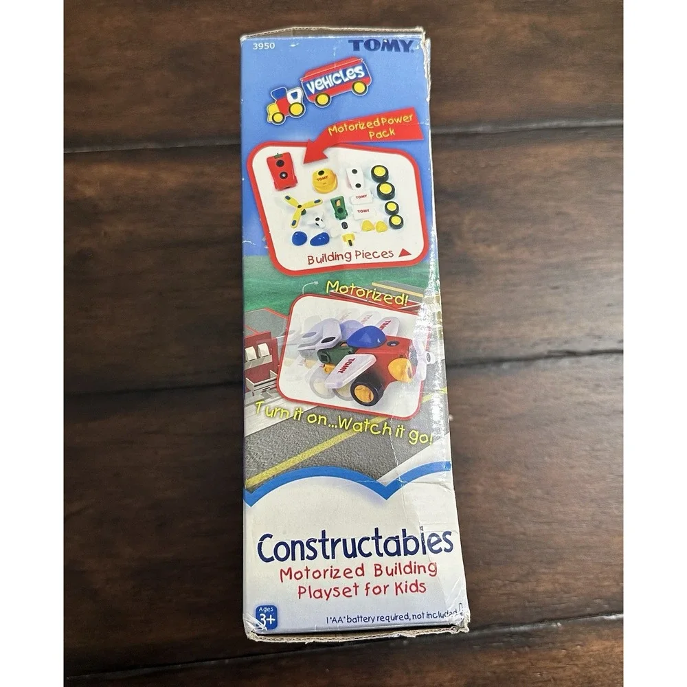 Vintage TOMY Constructables Vehicles #3950 Motorized Building Playset Complete